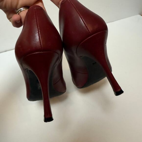 Coach Red Varick Pump Sz. 38.5 (US 7.5) - Picture 4 of 8